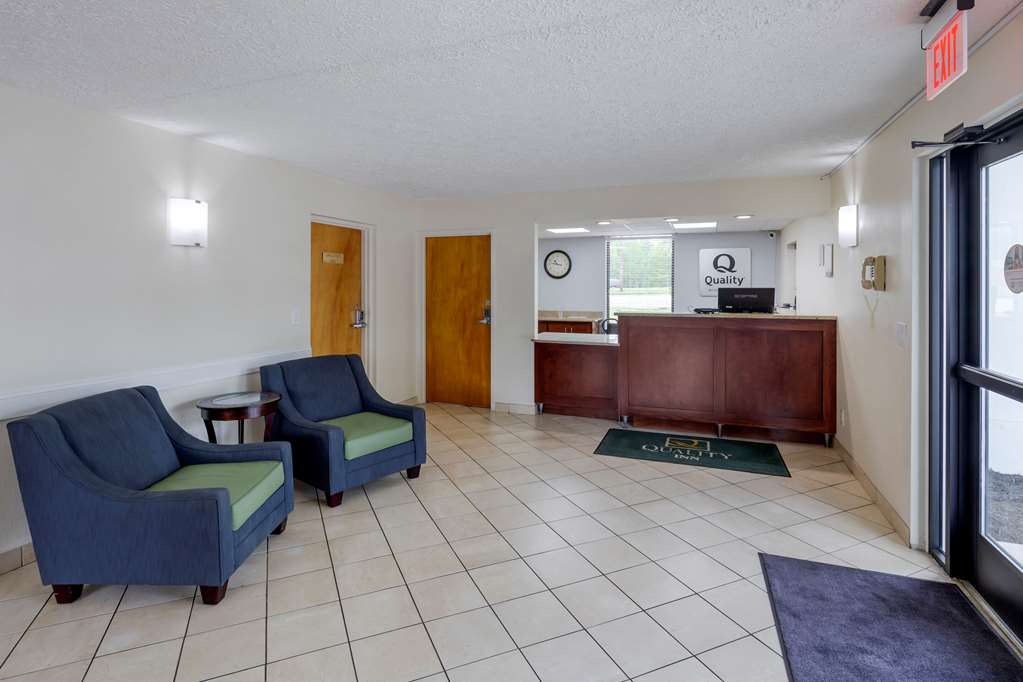 Quality Inn Roxboro South - photo 4