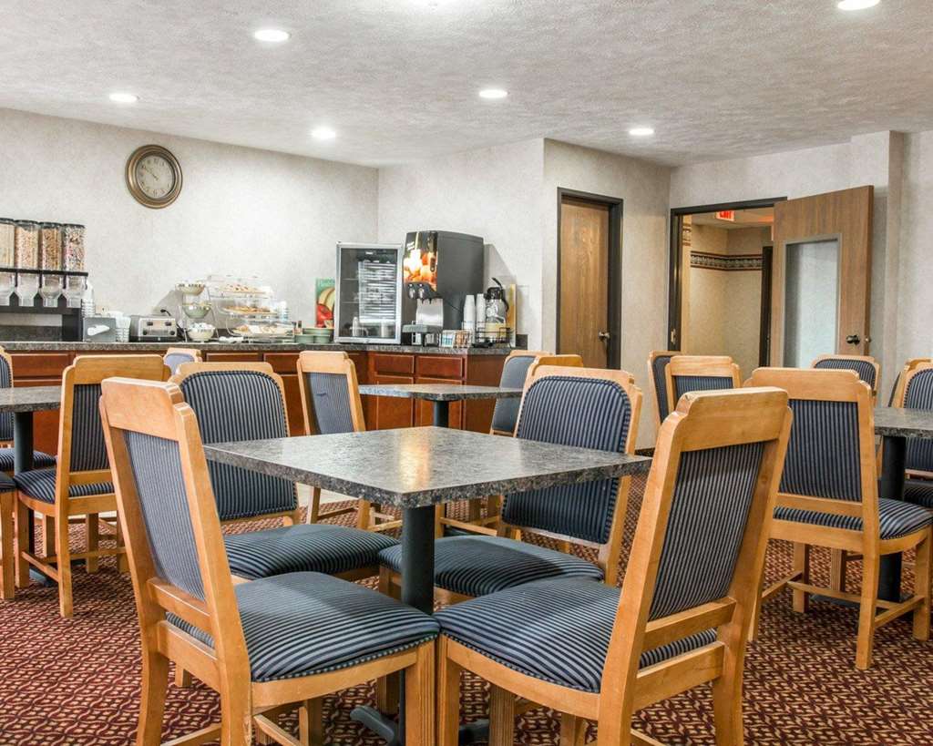 Quality Inn Hudsonville South - photo 27