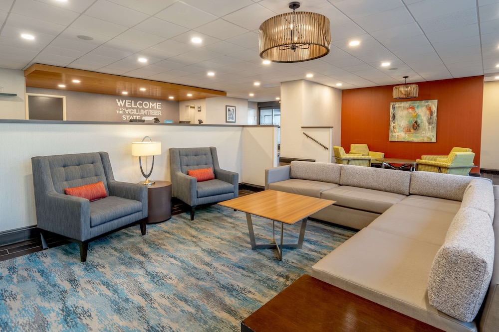 Hampton Inn Nashville Vanderbilt - photo 2