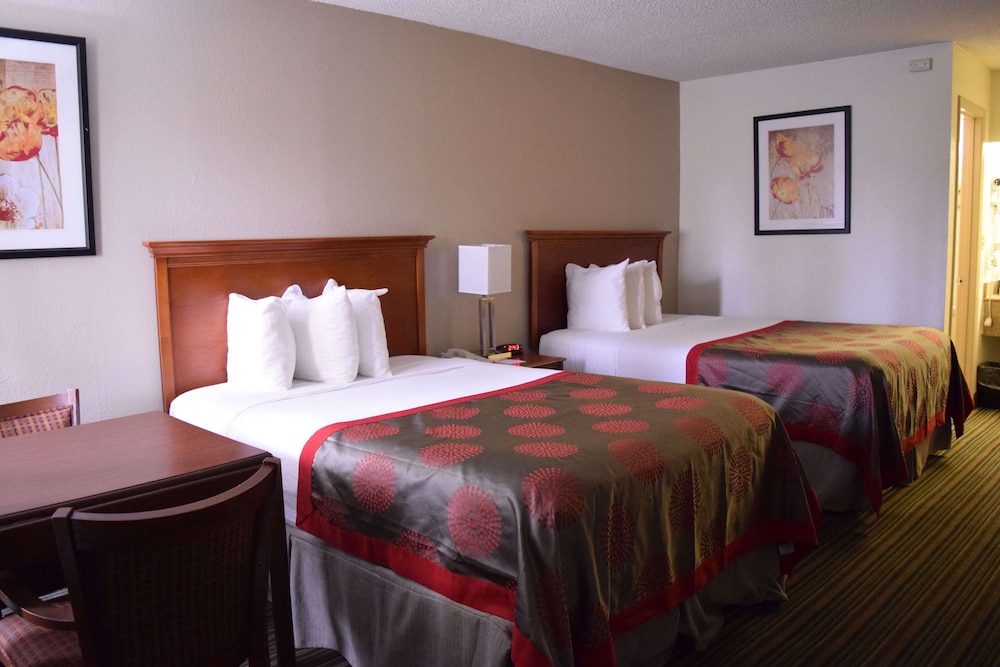 Ramada by Wyndham Savannah Gateway - photo 15
