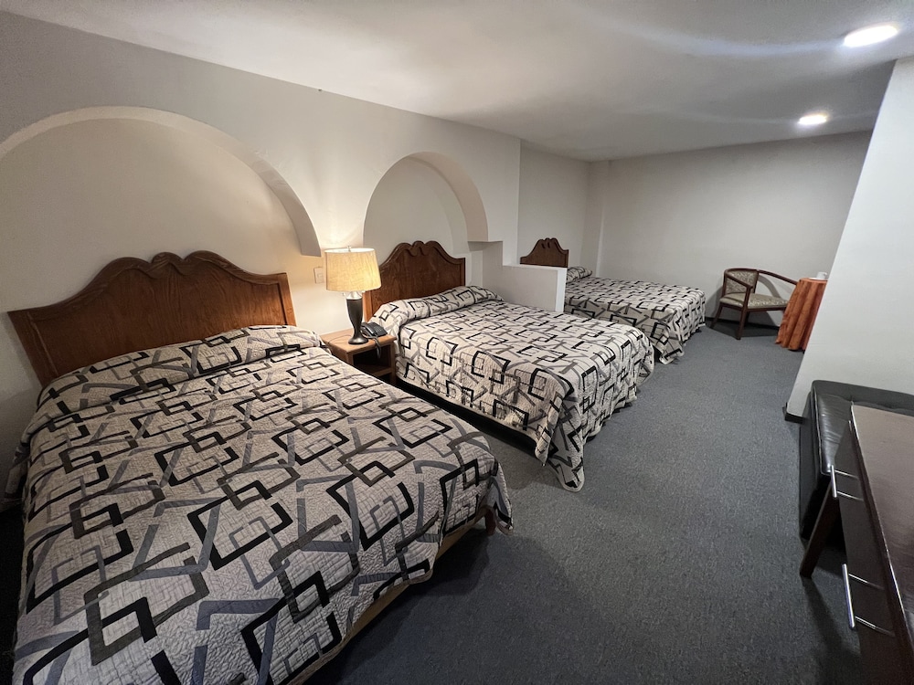 Hotel Villas del Bosque — Aguascalientes — photo 4