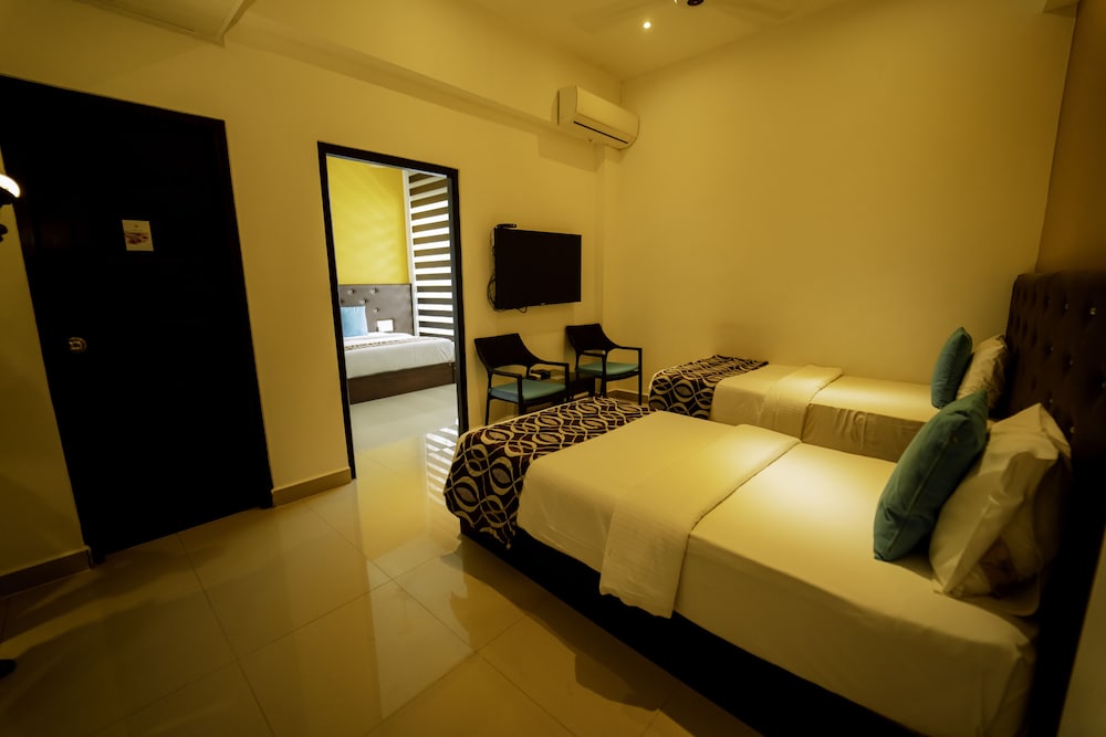 Trincomalee Beach Resort & spa — Trincomalee — photo 2