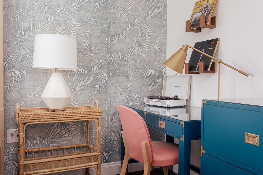 Lily Hall A Boutique Hotel - photo 15