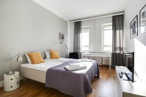 Kotimaailma Aparthotel Kamppi Tilava 2 makuuhuonetta Rauhallinen valoisa & täysin varusteltu in Helsinki, Finland