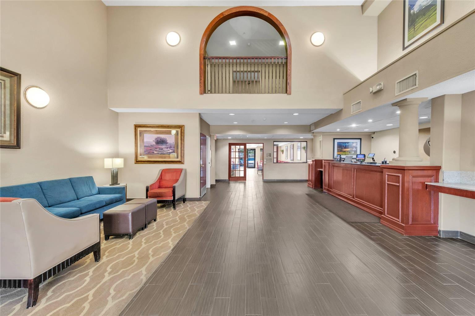 Comfort Suites Lakewood Denver - photo 3