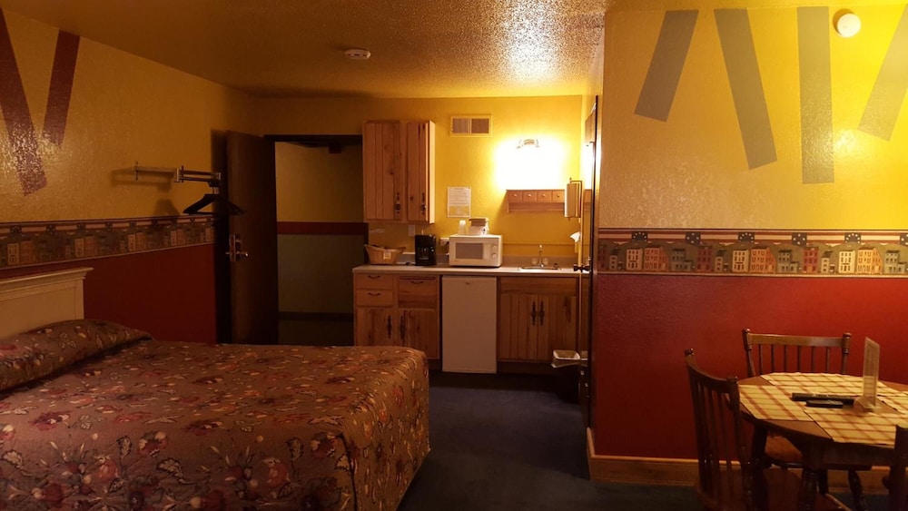 Earth Inn Motel - photo 11