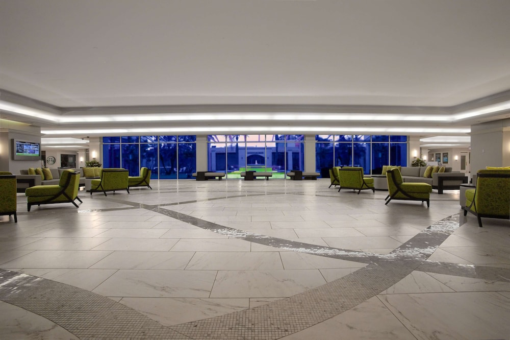 DoubleTree by Hilton at the Entrance to Universal Orlando - photo 3
