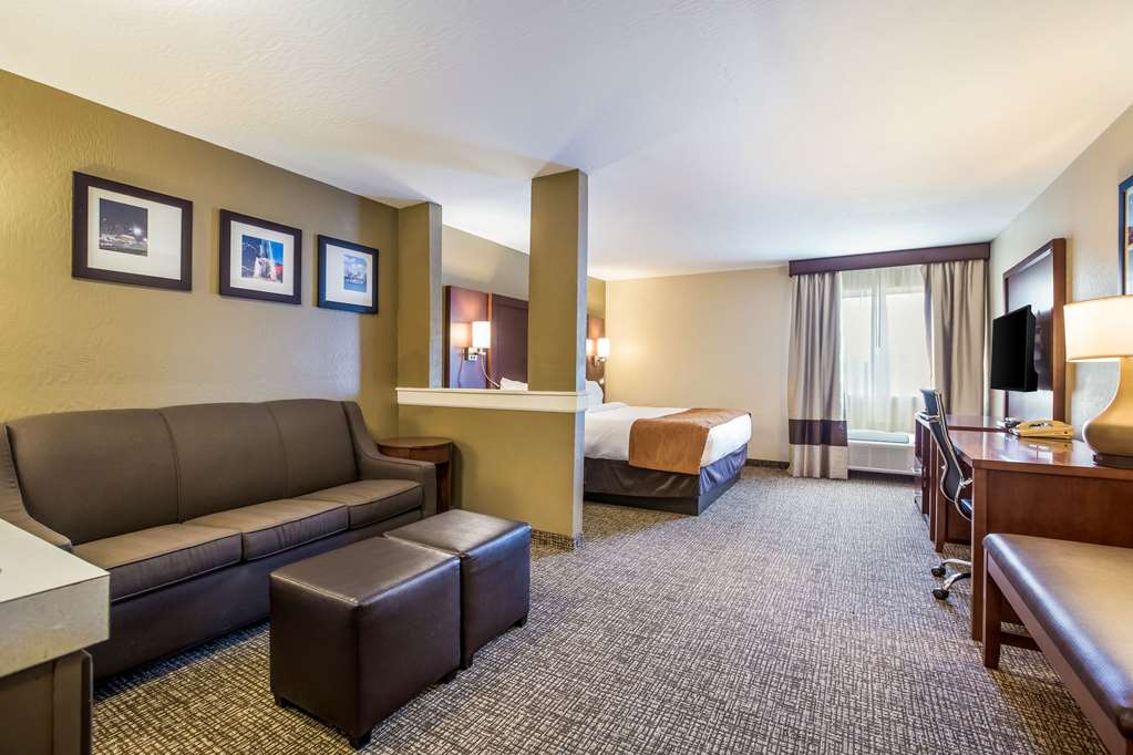 Comfort Inn & Suites Fairborn near Wright Patterson AFB - photo 27