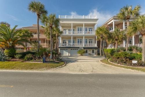 Beachview 911 in Saint Simons Island, United States