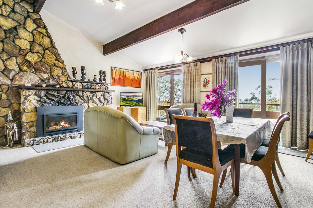 Solitary View in Wentworth Falls, Australia