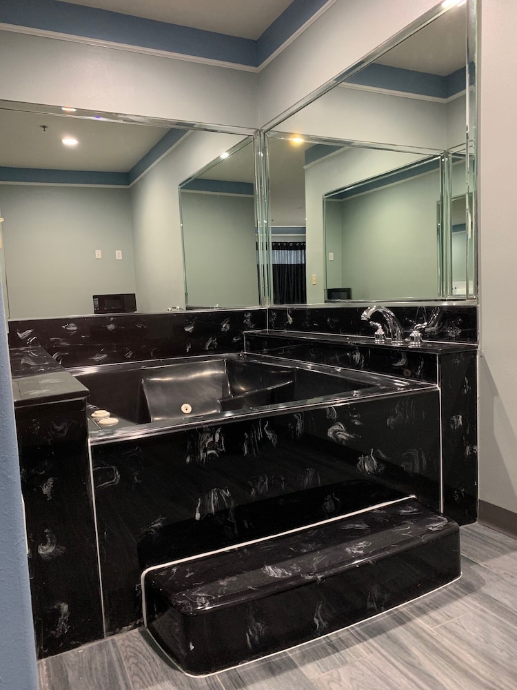 Crystal Suites - photo 20