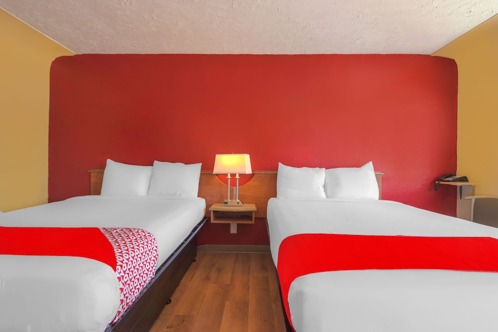 OYO Hotel North Lima OH Boardman - photo 11