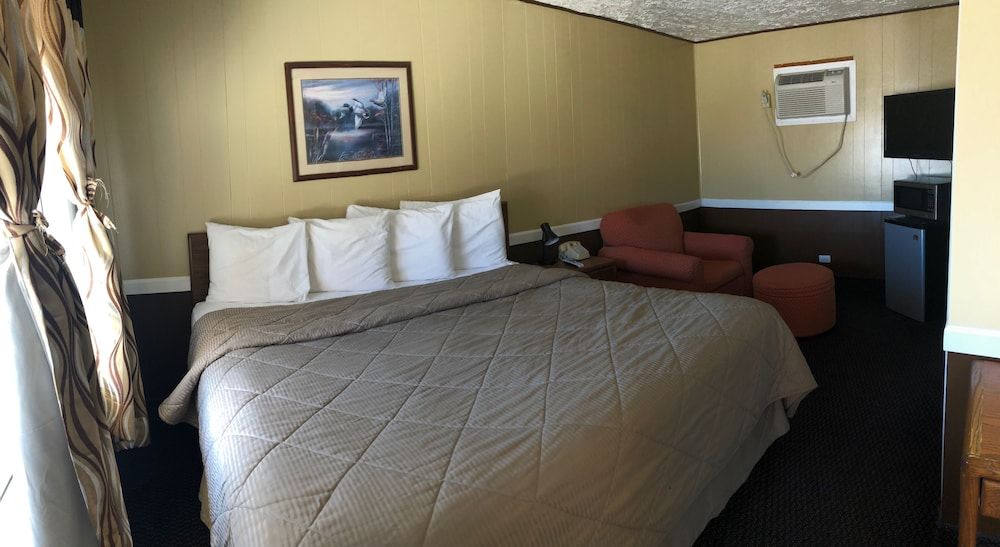 Geneva Inn - photo 8