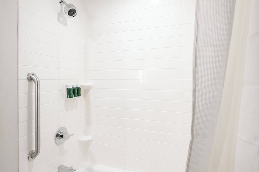 Fairfield Inn & Suites by Marriott Anaheim Los Alamitos - photo 24