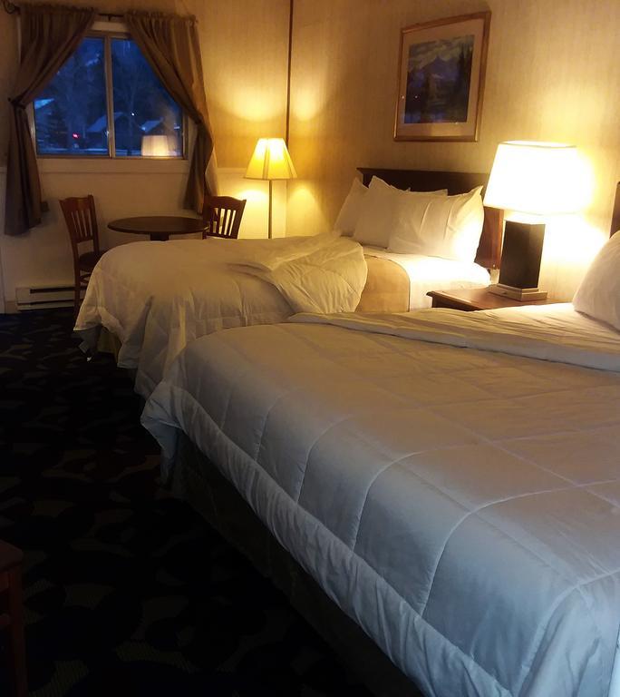 1St Interstate Inn - photo 13