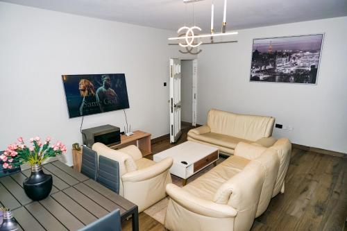 Melrose Homestay & Garden — 4-Star Luxury Hotel in Nairobi, Kenya
