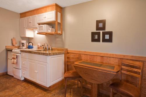 Agate Beach Motel - photo 32
