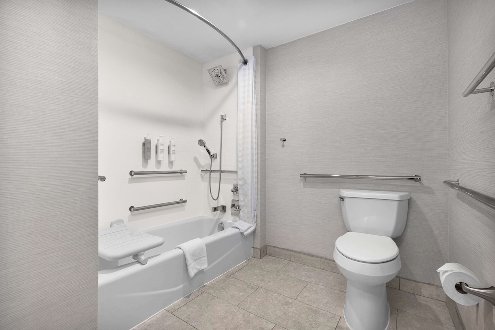 Homewood Suites by Hilton San Diego Airport Liberty Station - photo 27