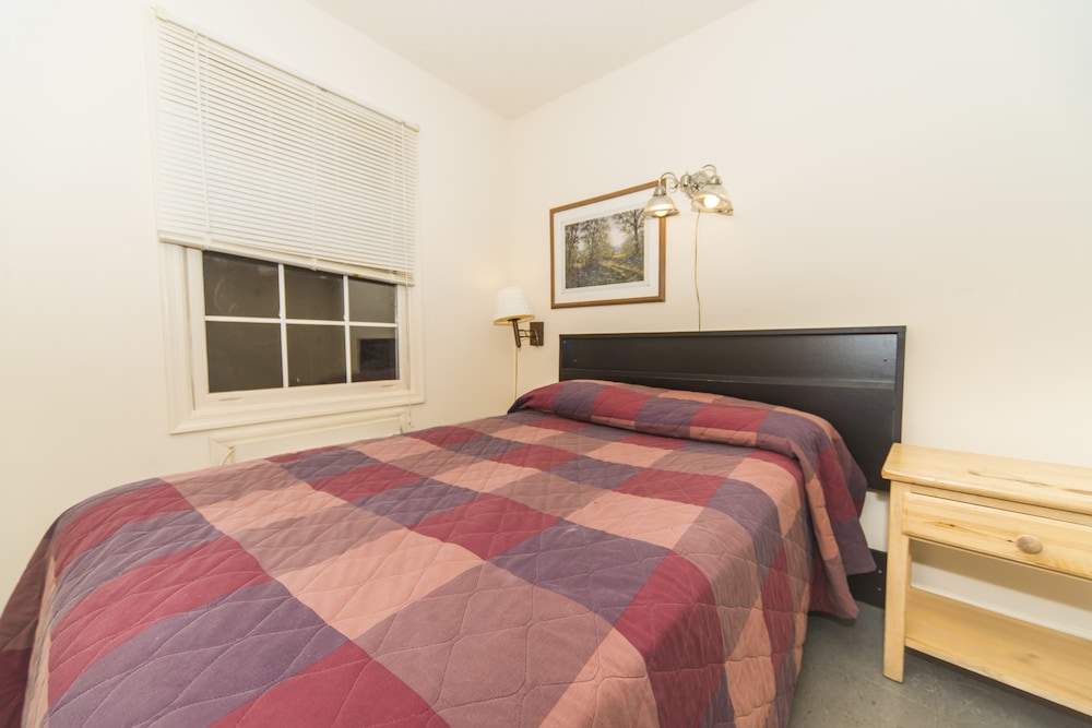 Summer Place Hotel - photo 12