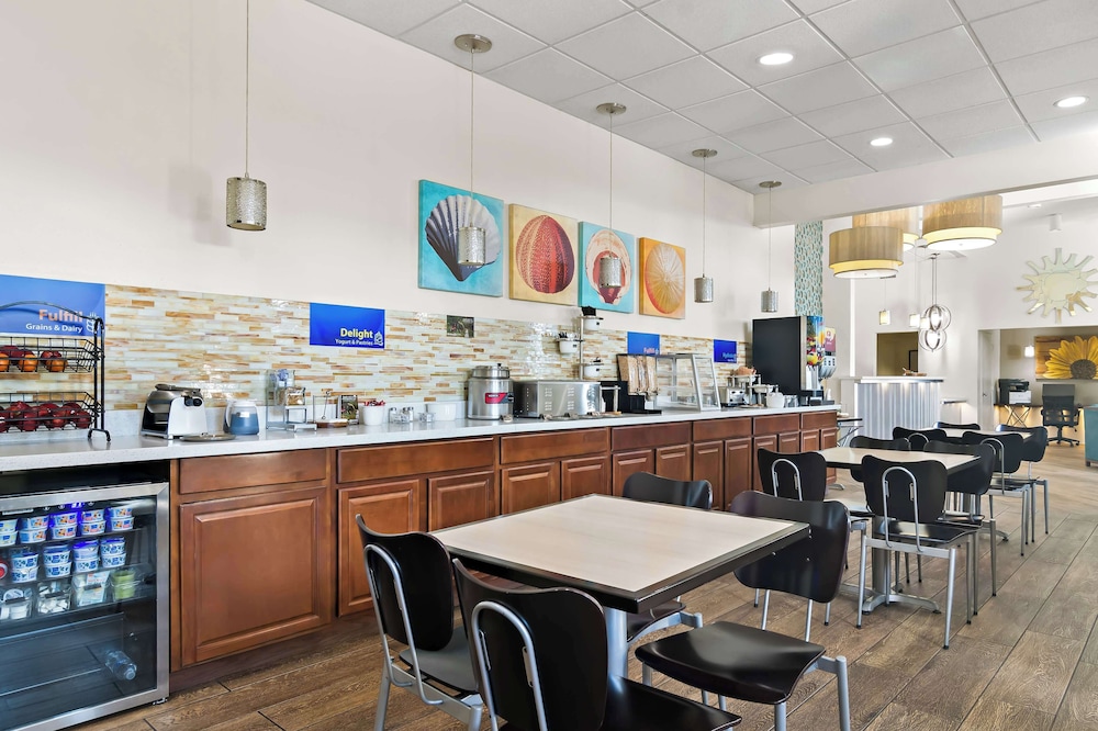 Best Western The Oasis at Joplin - photo 32