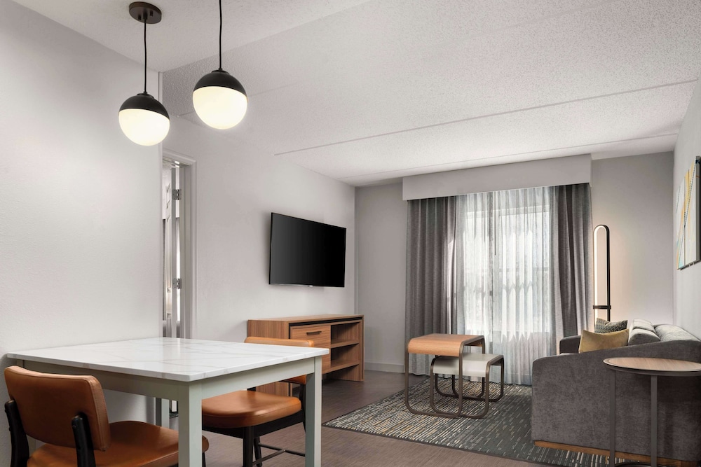 Homewood Suites by Hilton Richmond Airport - photo 24