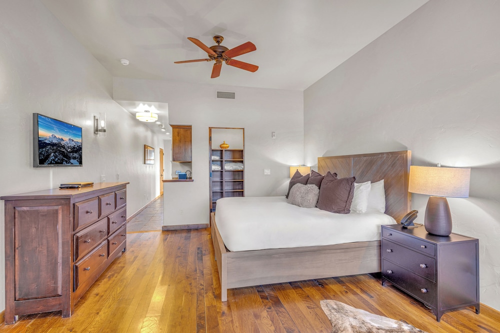 Pronghorn Resort - photo 21