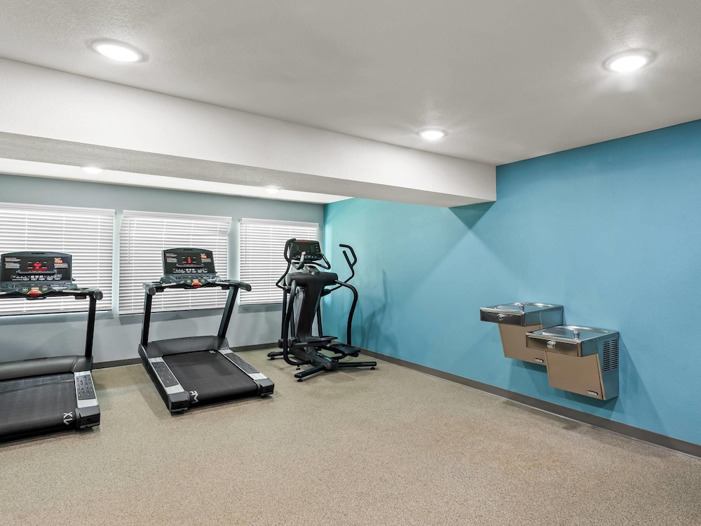 WoodSpring Suites Prattville Montgomery North - photo 25