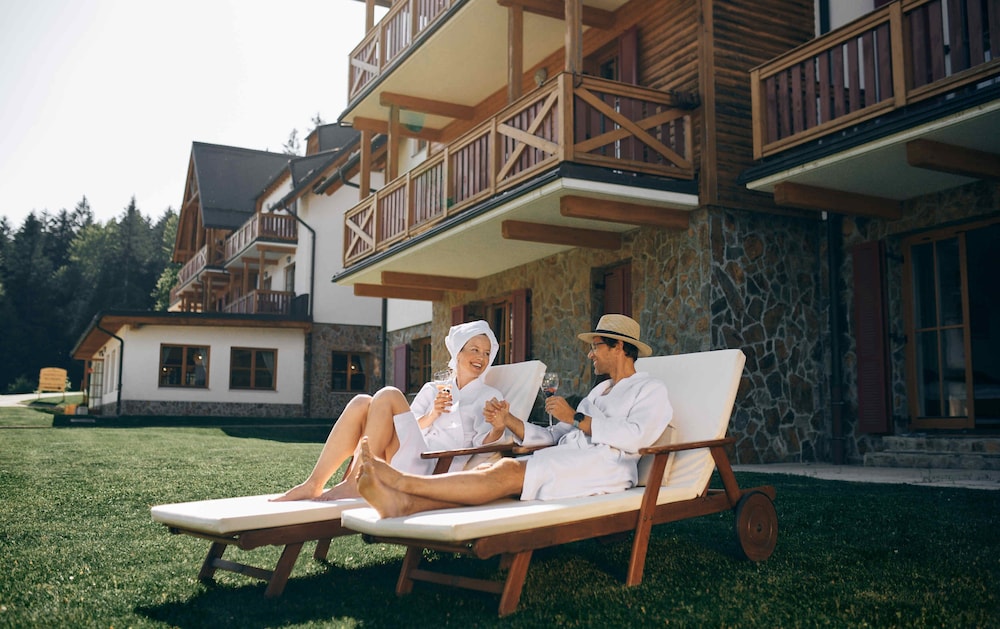 Pohorje Village Wellbeing Resort Family Apartments Bolfenk — hotel in Maribor