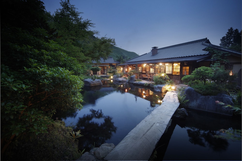 Genryu no Yado Hozantei in Kumamoto, Japan