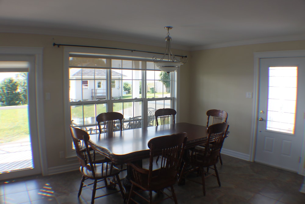 Dolan’s Platinum — Pictou — photo 4