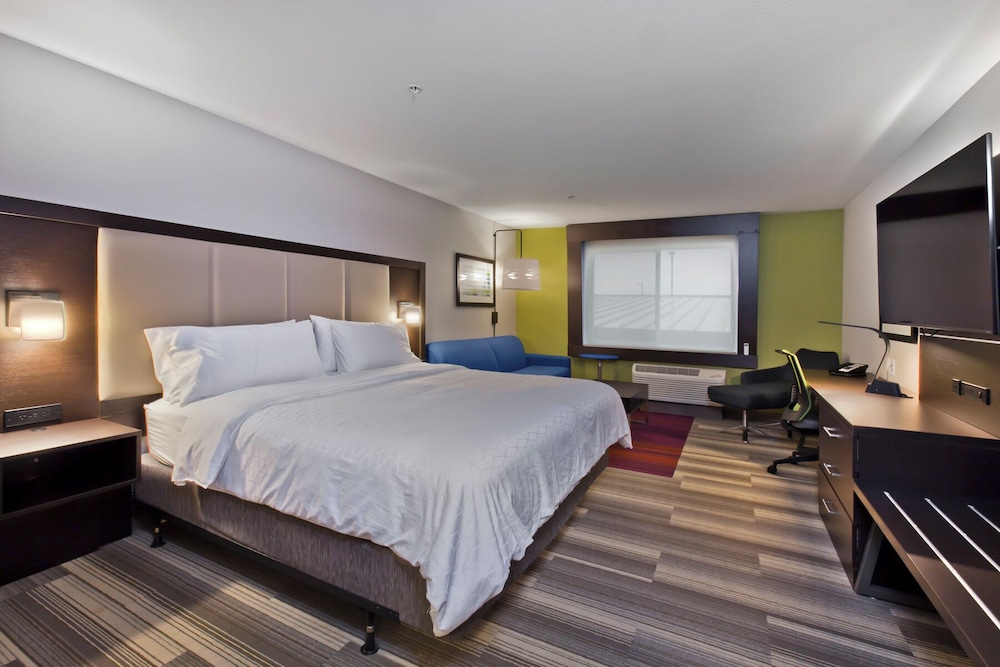 Holiday Inn Express and Suites Green River - photo 18