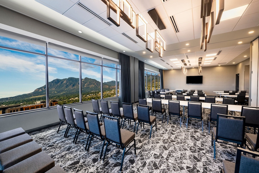 SpringHill Suites by Marriott Colorado Springs Downtown - photo 28