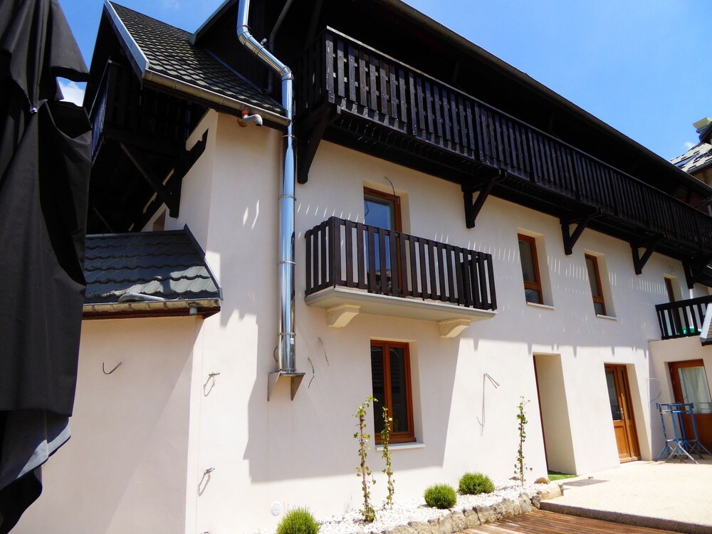 Le Grand Veymont - carbon neutral hotel in Villard-De-Lans