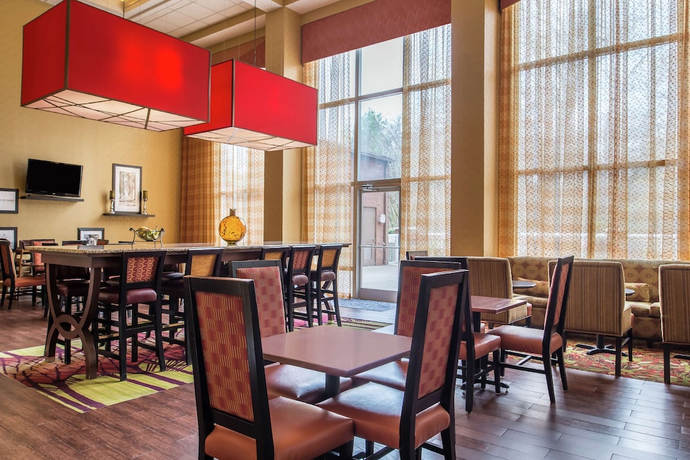 Hampton Inn & Suites Charlotte Arrowood Rd. - photo 46