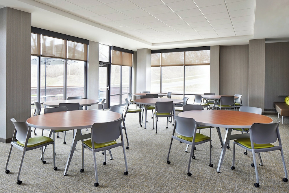 SpringHill Suites by Marriott Columbus Dublin - photo 36