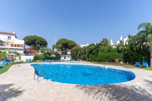 7c Linsay — 4-Star Luxury Hotel in Estepona, Spain