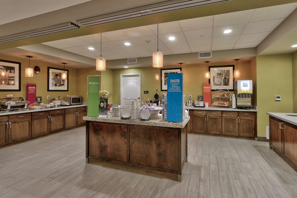 Hampton Inn & Suites Las Cruces I 10 - photo 50