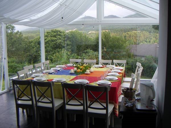 Hotel Rural Casa Roja in Valdes, Spain