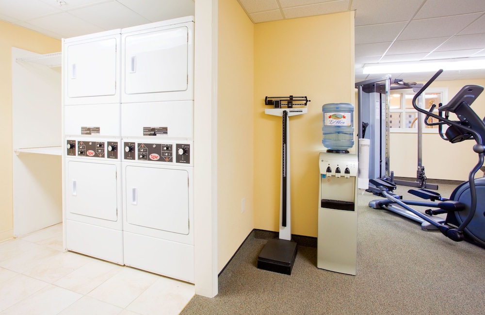 Candlewood Suites Wilson by IHG - photo 22