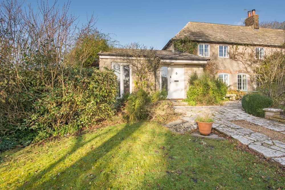 Church Cottage — 4-Star Luxury Hotel in Wareham, United Kingdom