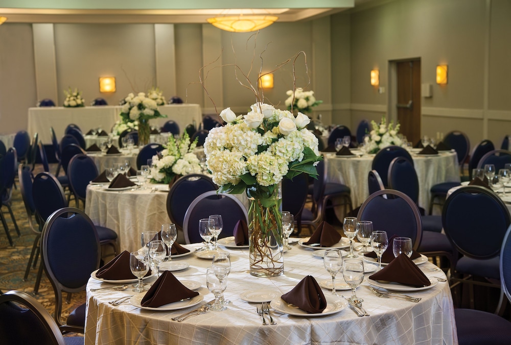 DoubleTree by Hilton Hotel Oak Ridge Knoxville - photo 26