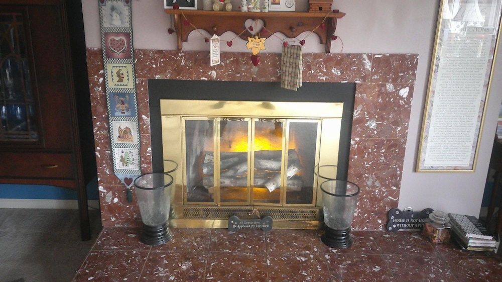 Lil Black Bear Inn - photo 128