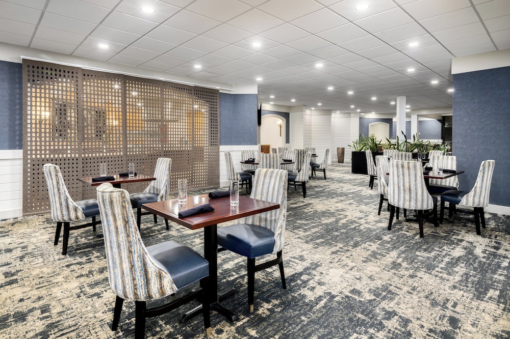 Crowne Plaza Hotel Jacksonville Airport I 95N by IHG - photo 33