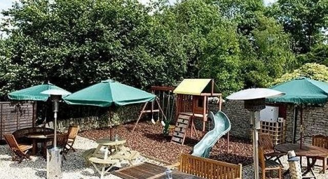 The Hollow Bottom B&B — 4-Star Luxury Hotel in Cheltenham, United Kingdom
