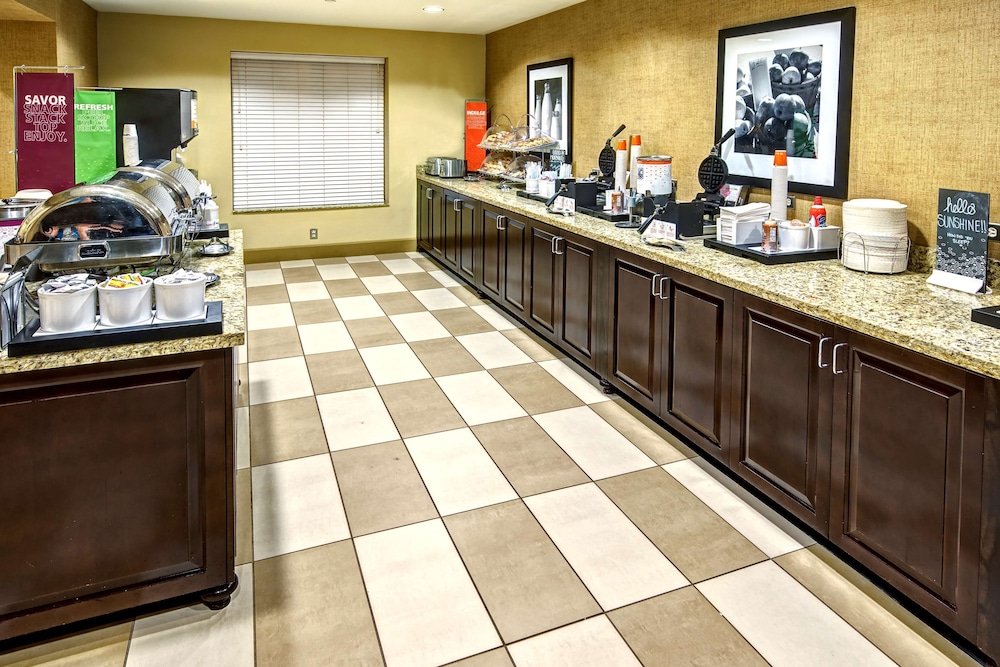 Hampton Inn & Suites Destin - photo 31
