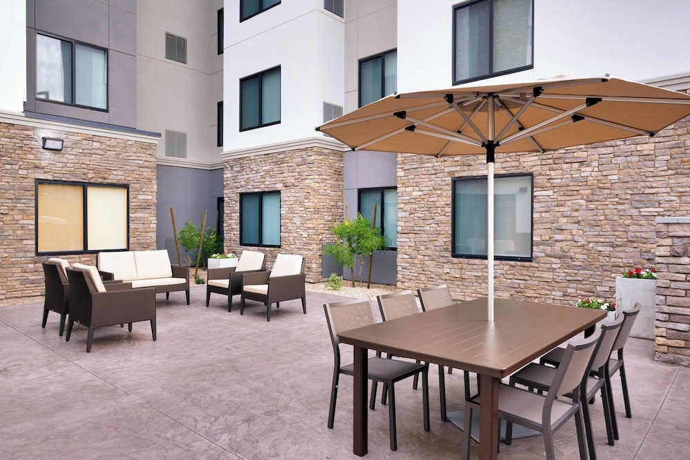 Residence Inn by Marriott Phoenix West Avondale - photo 33