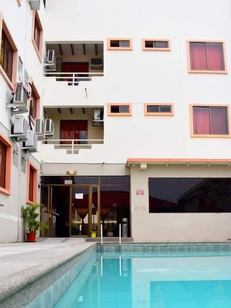 Hotel Sun Beach in Salinas, Ecuador