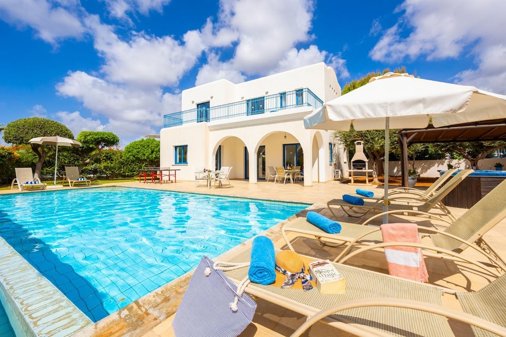 Villa Artemis in Peyia