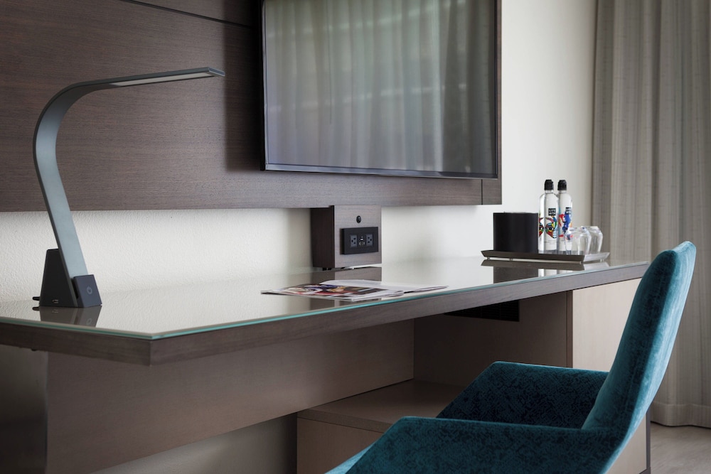 Miami Airport Marriott - photo 8