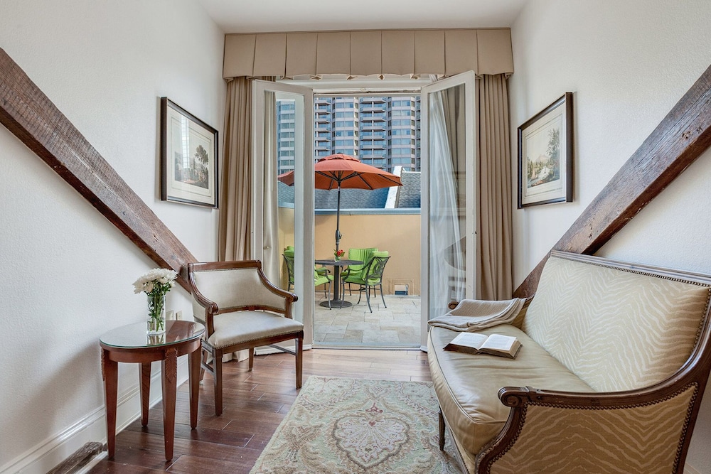 voco St. James Hotel by IHG - photo 8